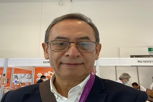 Dr. Raymundo Torres Piña