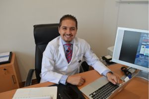 Dr. Carlos García Cruz urologist cdmx