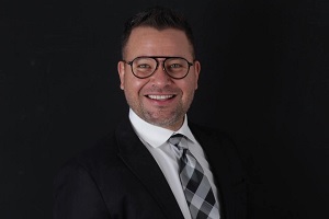 Dr. Néstor Javier Morales Silva