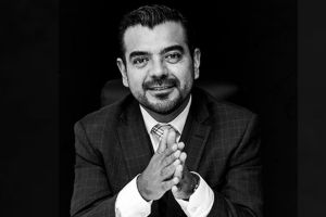 Dr. Rodrigo Camacho Acosta