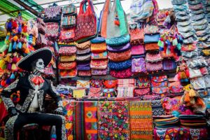 Mercado de Artesanías La Ciudadela Mexico City For Couples