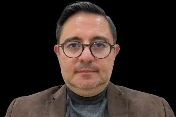 Dr. Vicente González Carranza