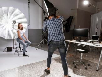 Long shot man taking photos of beautiful model. top 3 Best Photography Studios in Mexico City