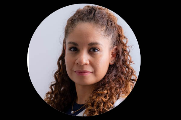 Dr. Adriana Barrientos