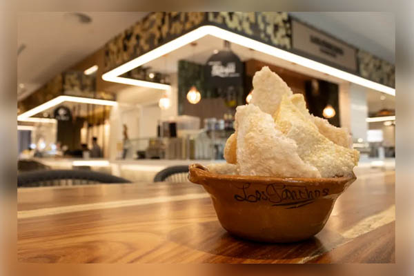 Los panchos chicharrones dish