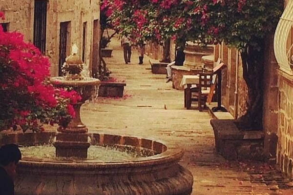 Callejóon del romance
