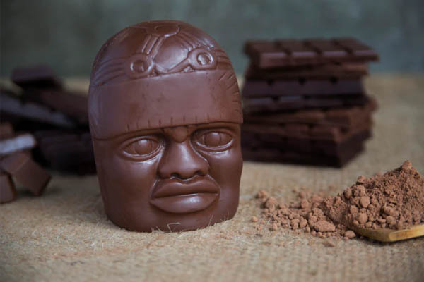 Olmec chocolate cacep head
