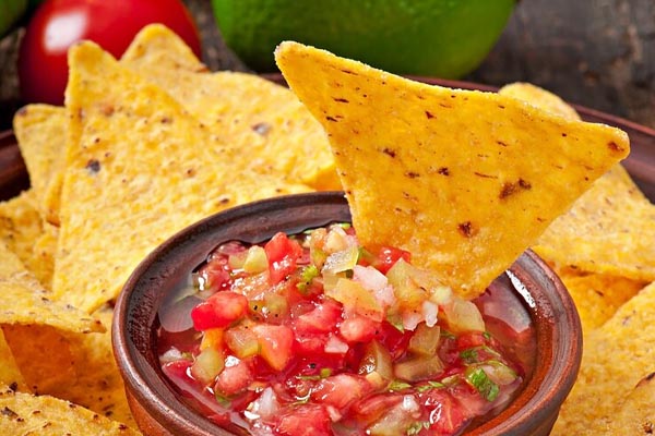 Nacho-chips-mexican-sauce-wood-bowl