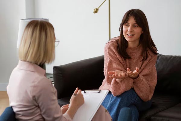 young-woman-full-shot-therapy
Clinics for Generalized Anxiety Disorder